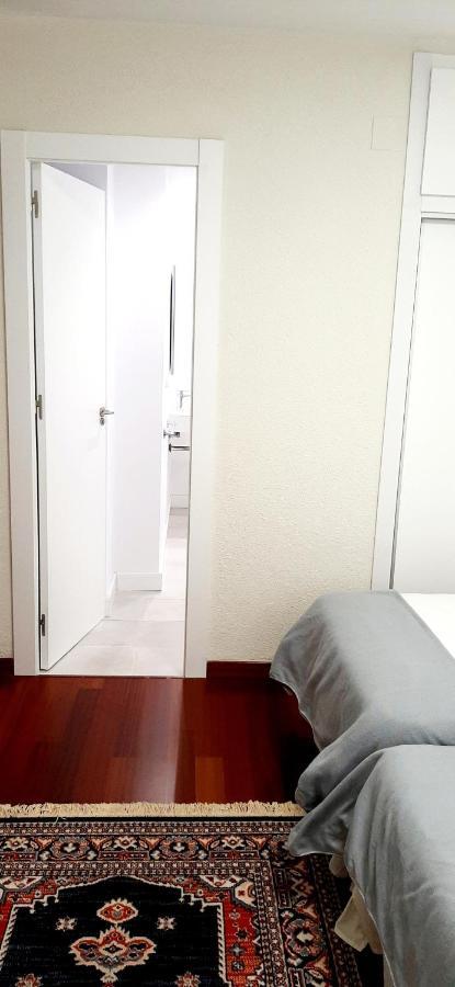 Large Apartment With Large And Sunny Terrace - Garden & Outdoor Gym , Alicante Center Екстер'єр фото