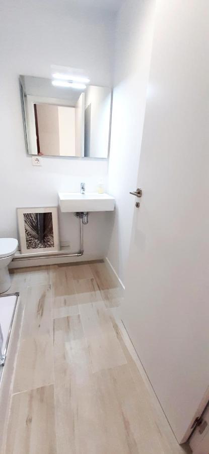 Large Apartment With Large And Sunny Terrace - Garden & Outdoor Gym , Alicante Center Екстер'єр фото
