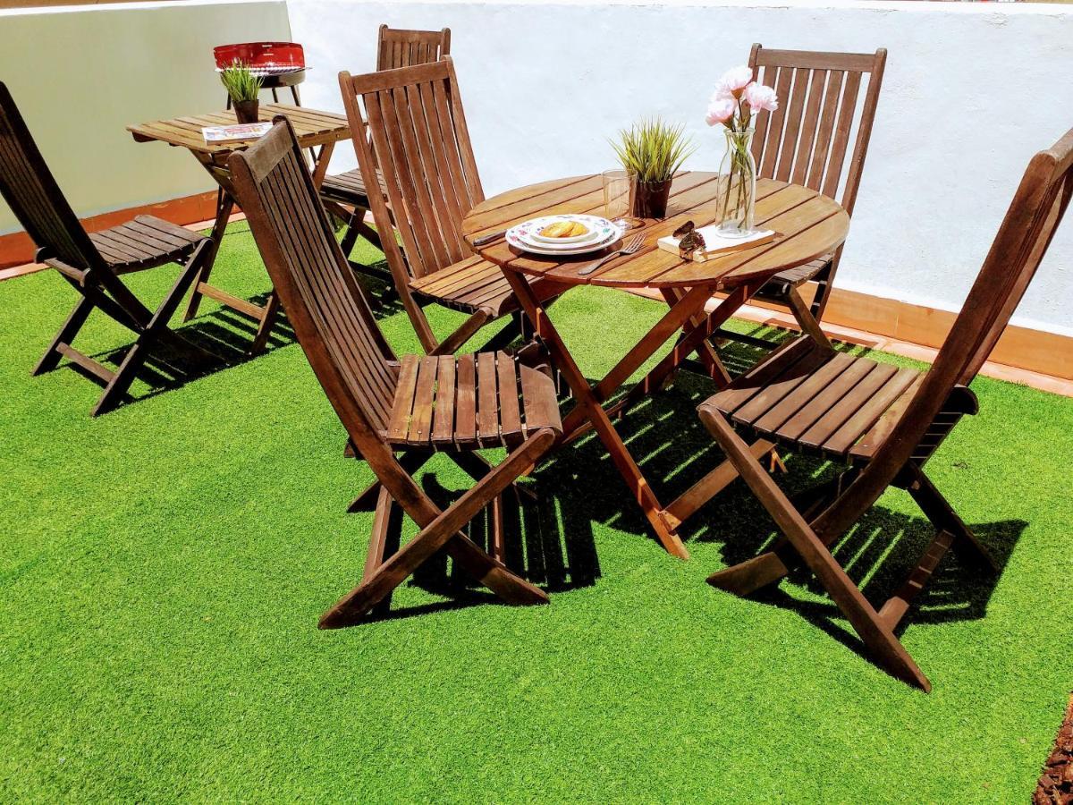 Large Apartment With Large And Sunny Terrace - Garden & Outdoor Gym , Alicante Center Екстер'єр фото